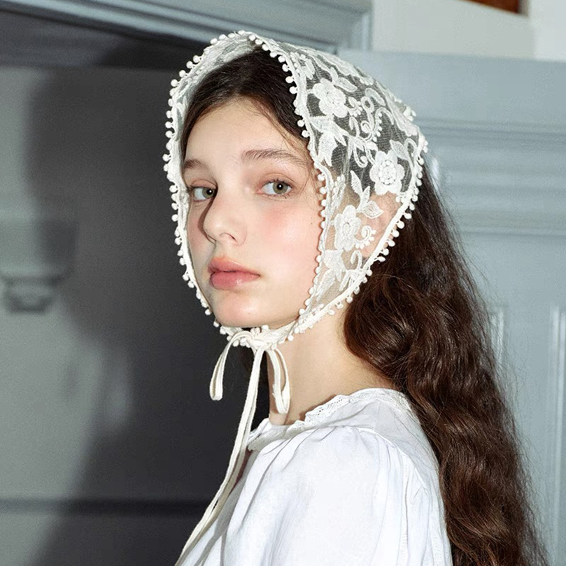 Foulard en dentelle florale ti - Women Accessories Photos avis et prix