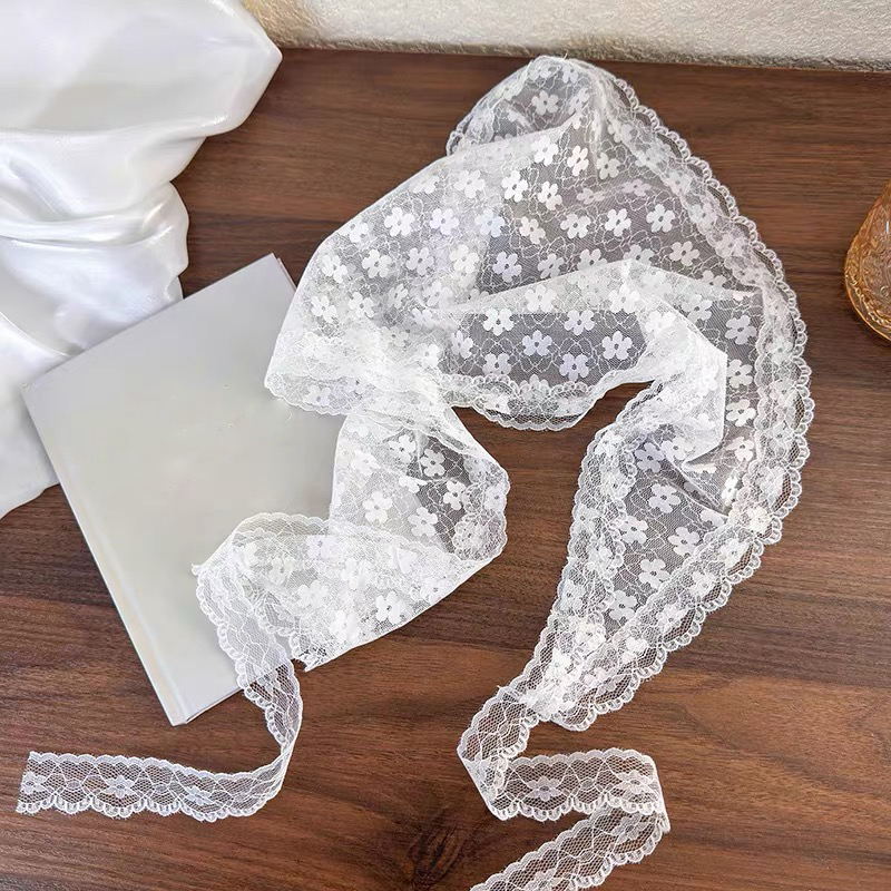 Foulard en dentelle florale ti - Women Accessories Photos avis et prix