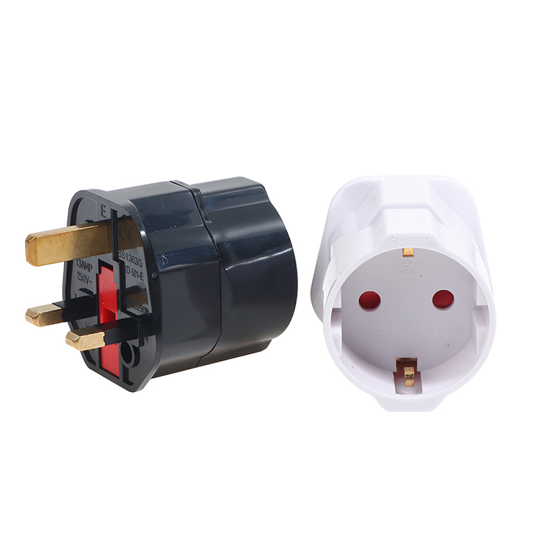 Adaptateur universel de voyage - Women Accessories In Uk avis et prix